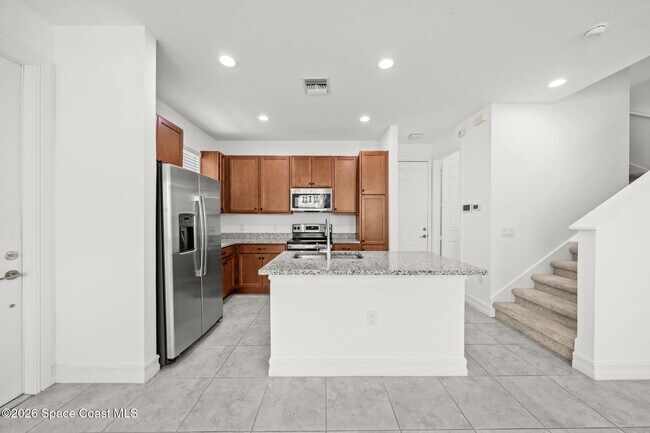 Building Photo - 1800 Noel Pl