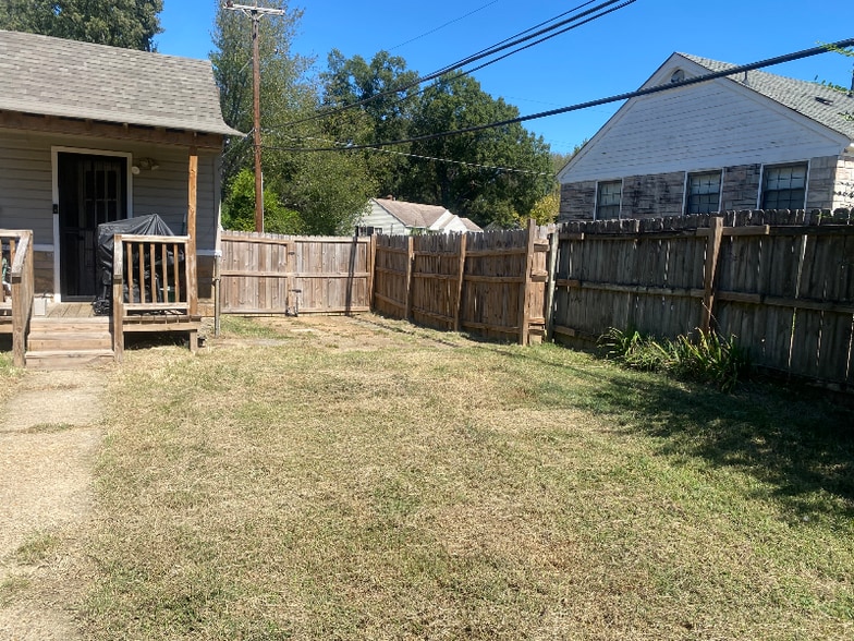 Building Photo - 4161 Dunn Ave