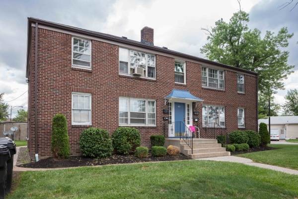 Primary Photo - Englewood Avenue Apartments