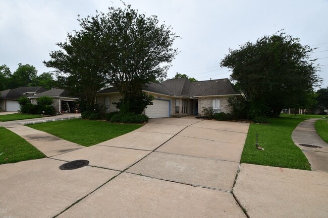 Building Photo - 1947 Mayweather Ln