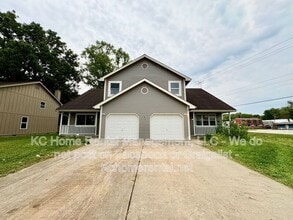 Building Photo - 307 E Main St