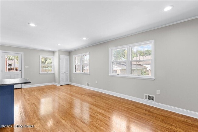 Building Photo - 3921 Staebler Ave