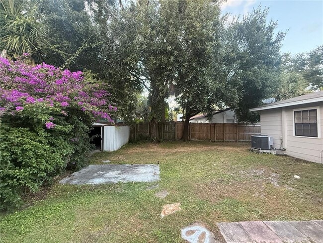 Building Photo - 3619 S Hesperides St