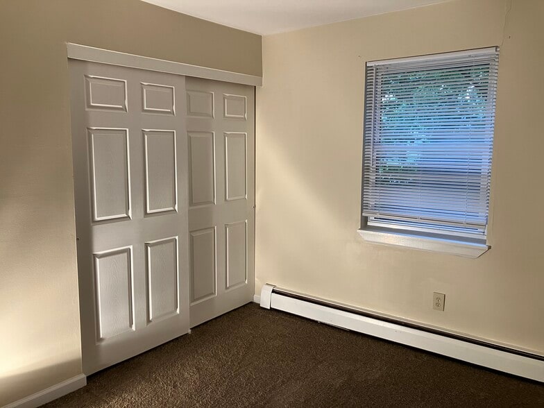 Bedroom 1 - 13 Spruce Dr