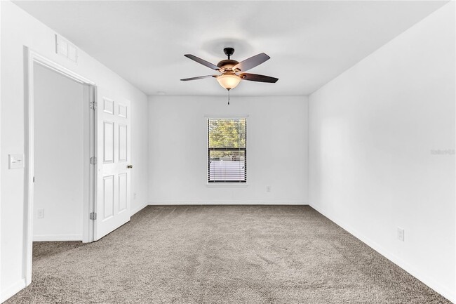 Building Photo - 661 Swallowtail Dr