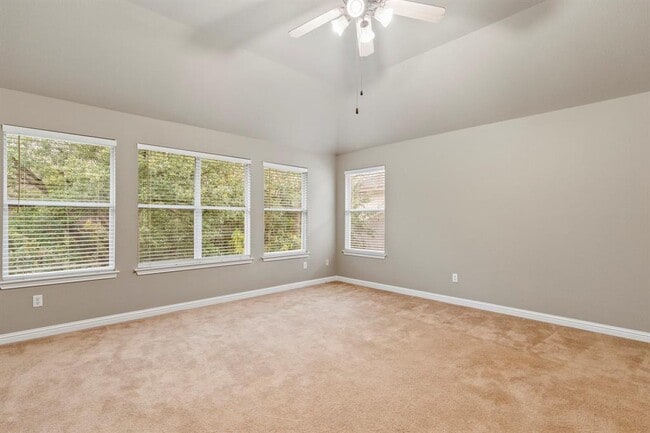 Building Photo - 2020 Petrified Forest Dr