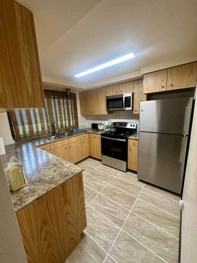 Building Photo - 99-7733 Uluhe Pl