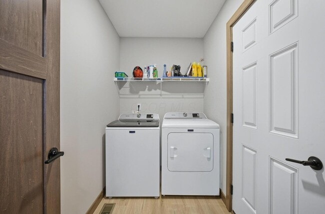 Building Photo - 557 Cannondale Ave