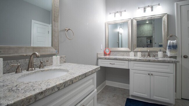 Building Photo - OCEAN SPRINGS SCHOOLS  - BEAUTIFUL HOME IN...