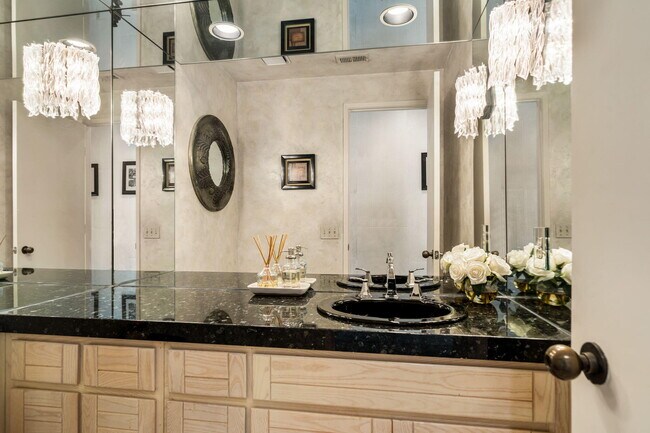 Building Photo - 79880 Pecan Valley