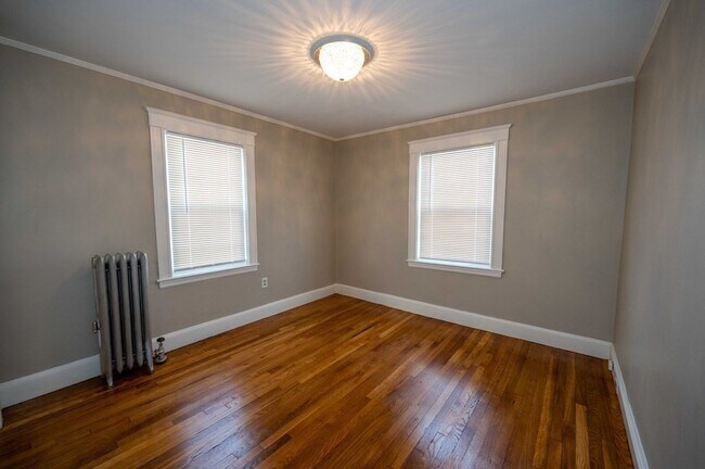 Building Photo - 58 Parkway