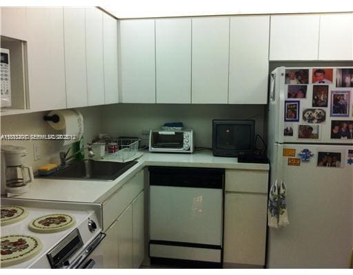 Building Photo - 20500 W Country Club Dr