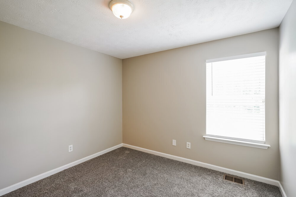 Building Photo - 2121 Hamilton Glen Pl