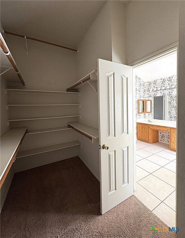 Building Photo - 607 Ottawa Dr