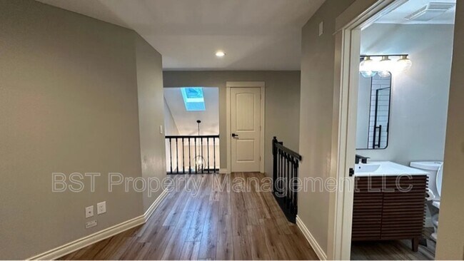 Building Photo - 25130 Rancho Lobo Ct