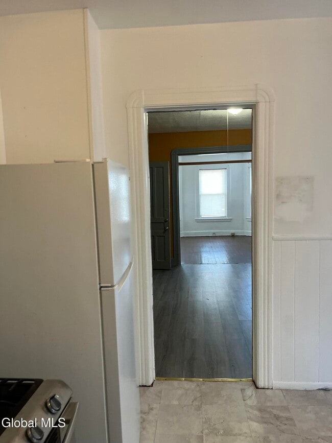 Building Photo - 1638 Van Vranken Ave.