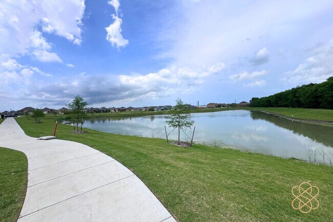 Building Photo - 1009 Macnab Dr