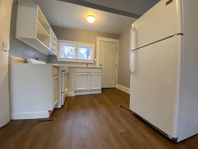 Building Photo - 35 S 3rd St