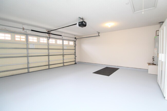 Building Photo - 643 Downhaul Dr