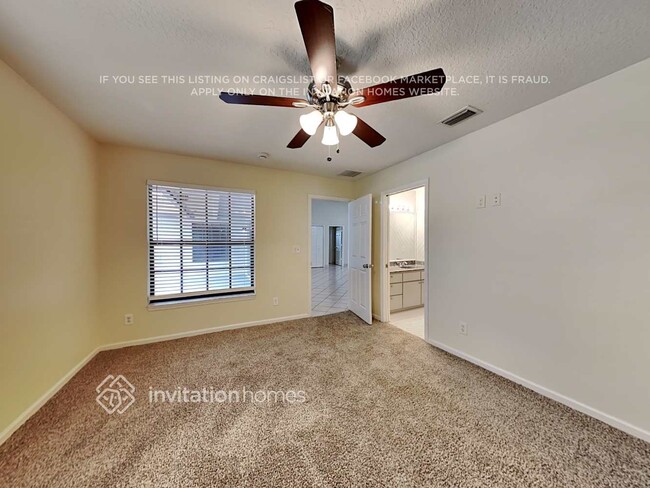 Building Photo - 147 Heron Pkwy