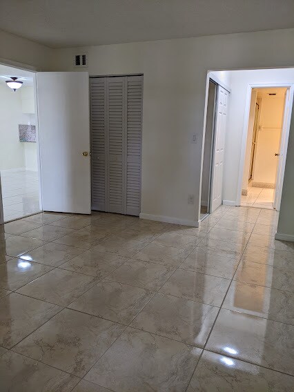Dining Room - 6800 Cypress Rd