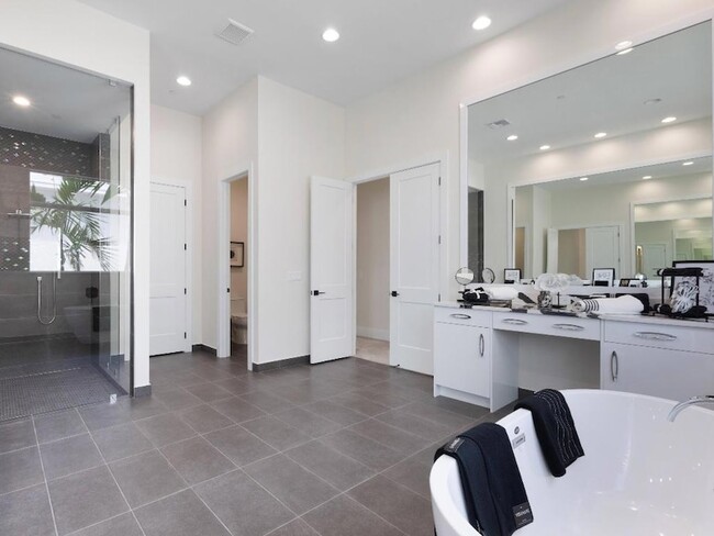 Building Photo - 9124 Coral Isles Cir