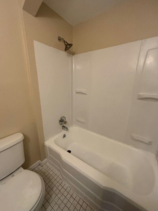 Building Photo - 22517 Petersburg Ave