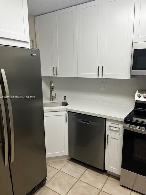 Primary Photo - 2740 W 76th St