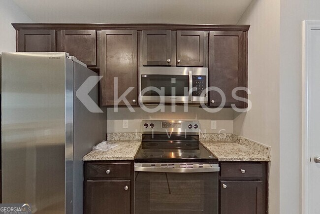 Building Photo - 104 Bluff Rd