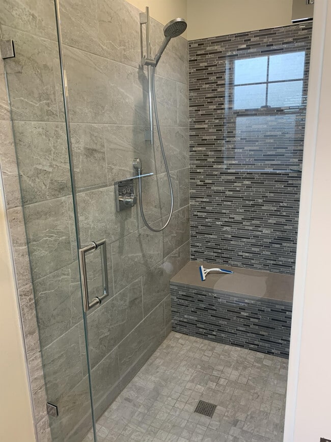 Building Photo - 3626 Aaron Dr