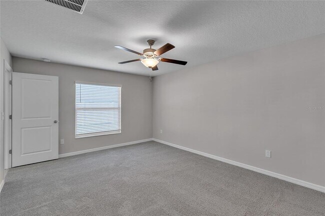 Building Photo - 10357 Scarlet Skimmer Dr