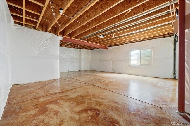 Building Photo - 16910 W 95th Pl
