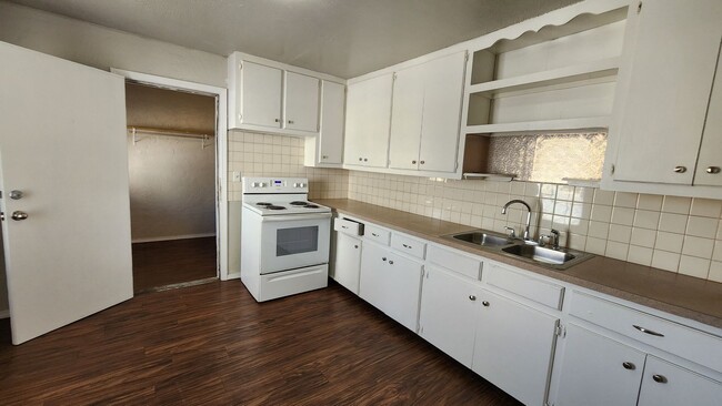 Building Photo - Nice 2 bed 1 bath in OKC!  $895 Per Month!