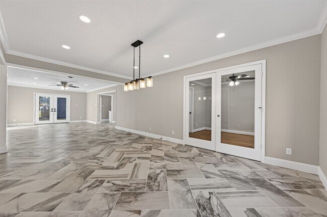 Building Photo - 5407 Lymbar Dr