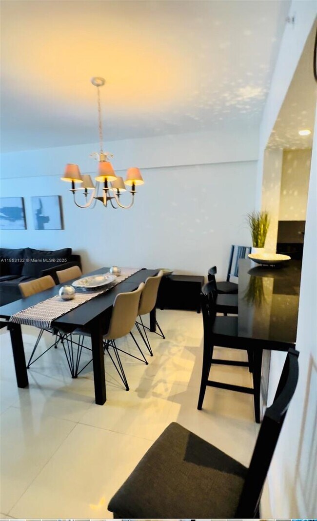 Building Photo - 17375 Collins Ave