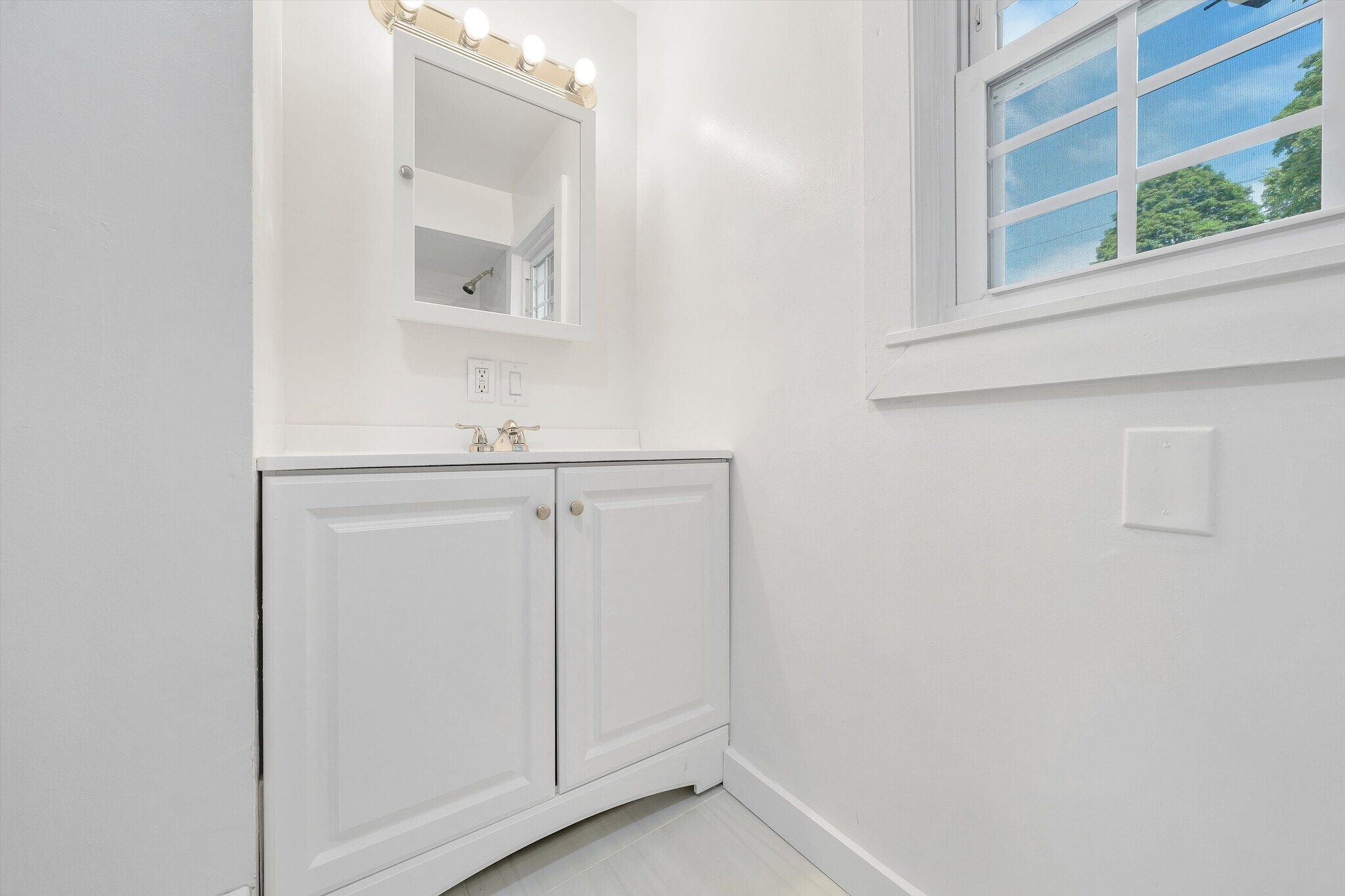 vanity - 102 Wawayanda Ave