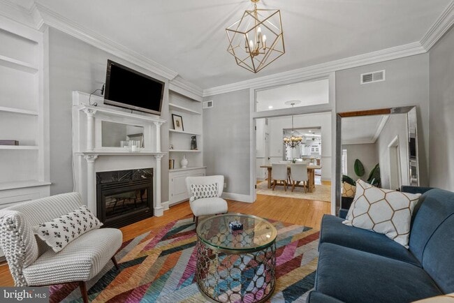 Building Photo - 709 S Bond St