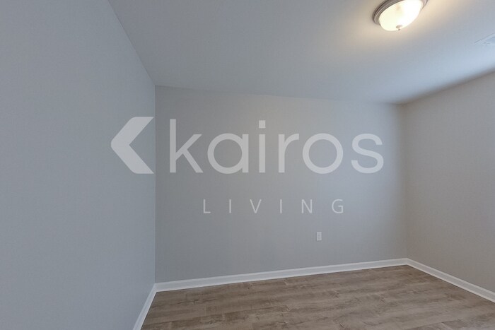Building Photo - 318 Sunrise Cir