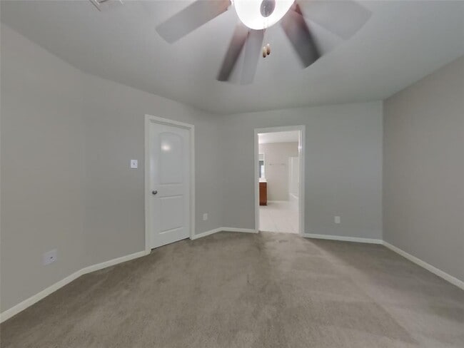 Building Photo - 904 American Monarch Dr