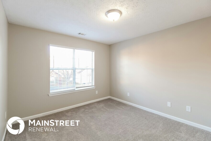 Building Photo - 877 Ashton Oak Cir