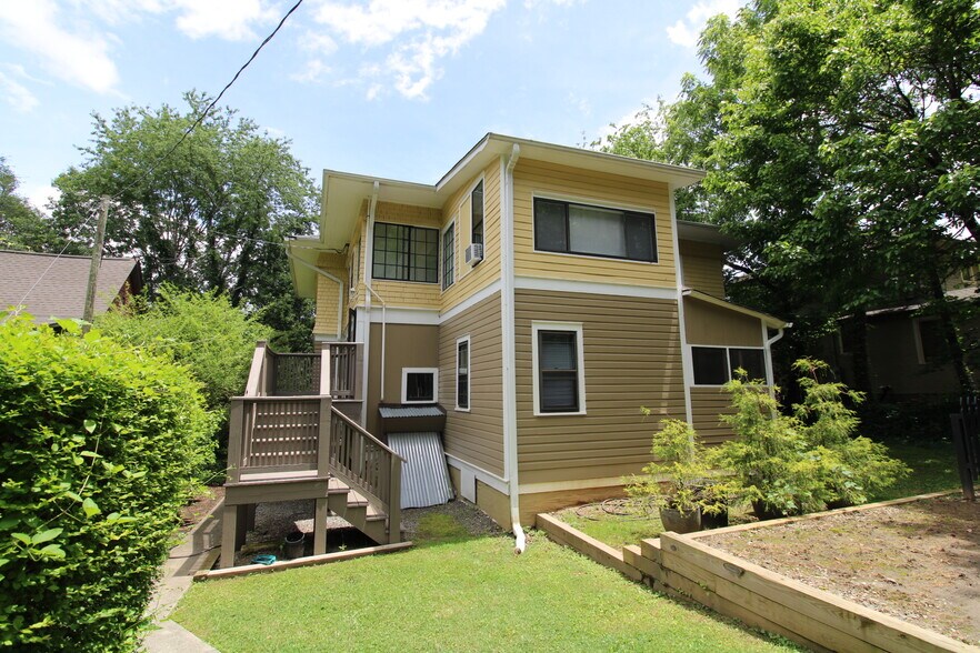 Building Photo - 35 Panola St
