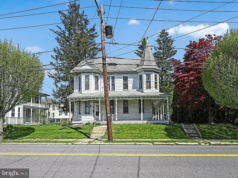 Primary Photo - 626 W Market St