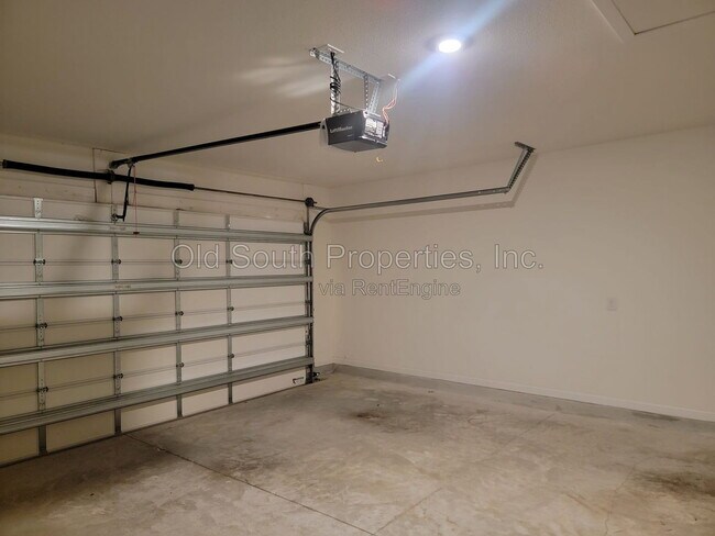 Building Photo - 8772 Schooner Ln