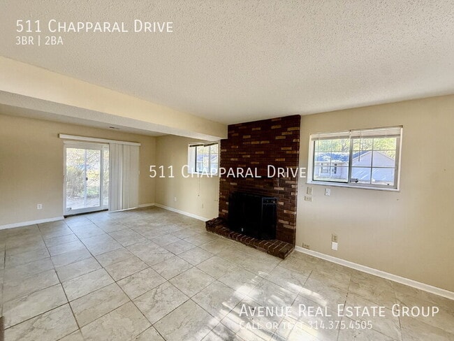 Building Photo - 511 Chapparal Dr