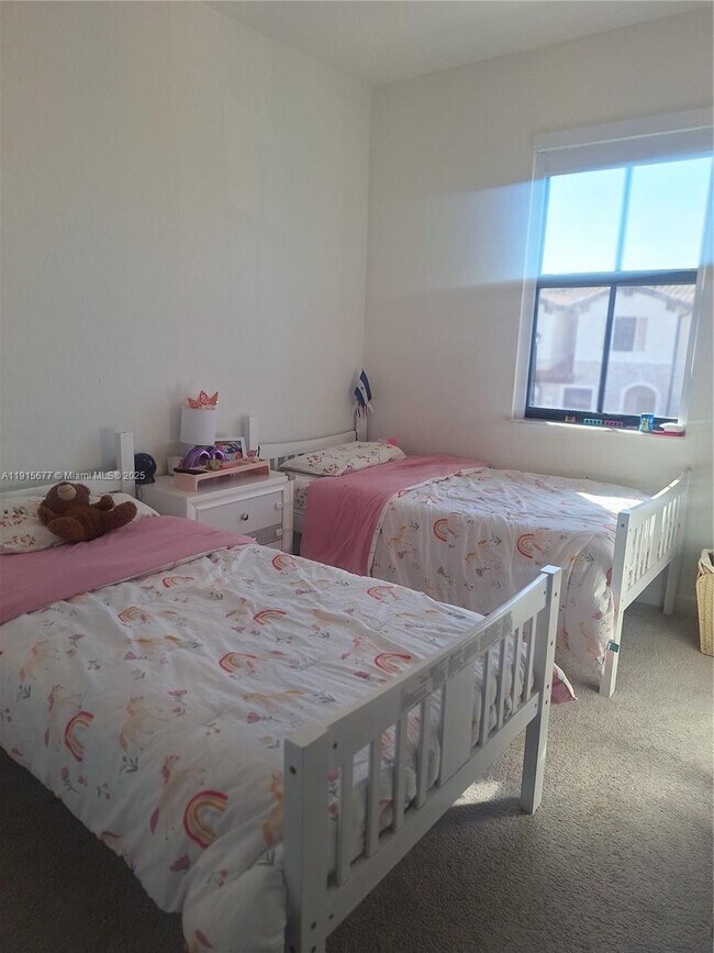 Building Photo - 11741 SW 245 Ter