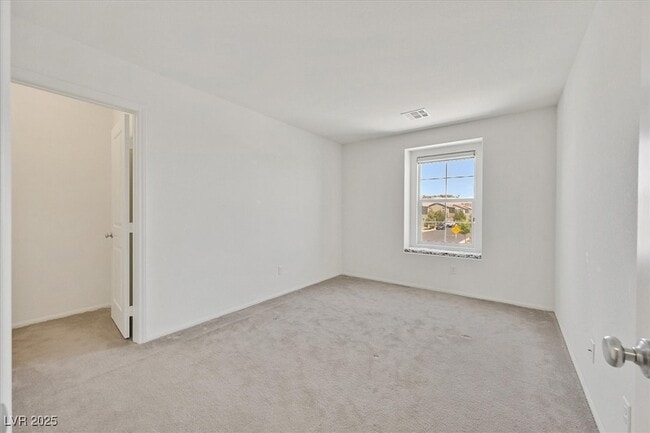 Building Photo - 8755 Spanish Ridge Ave