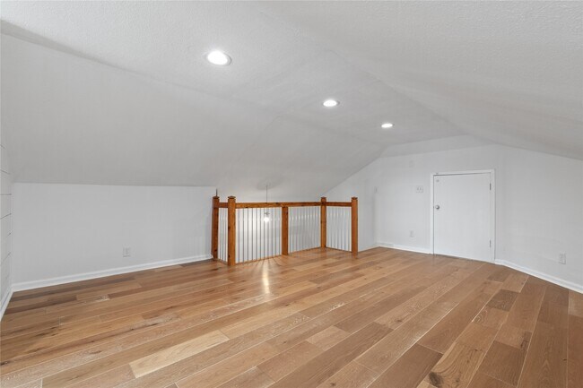 Building Photo - 6413 Remlap St
