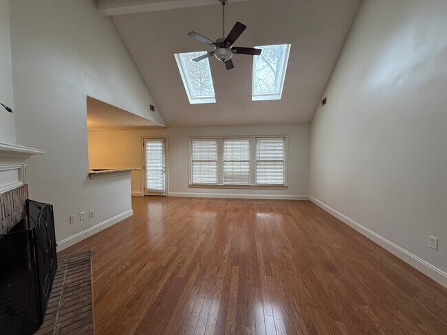 Building Photo - Updated ranch in Eagle Watch!