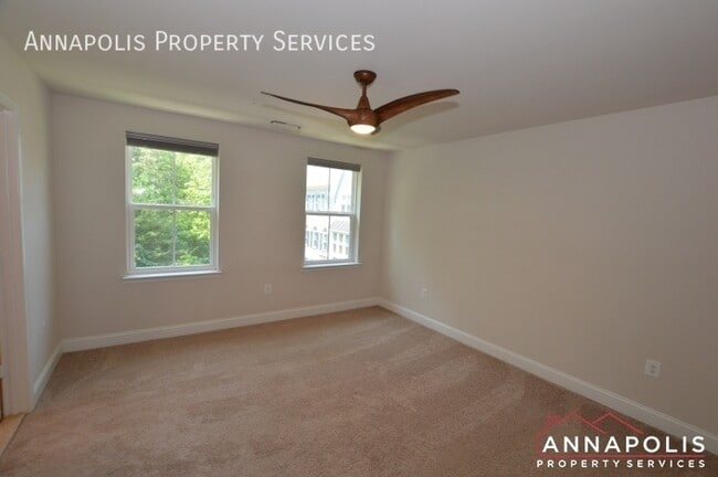 Building Photo - 114 Waterline Ct