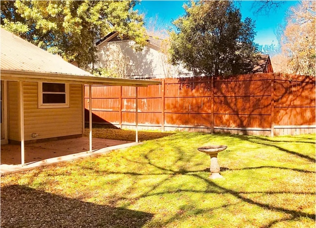 Building Photo - 9307 Marsh Dr